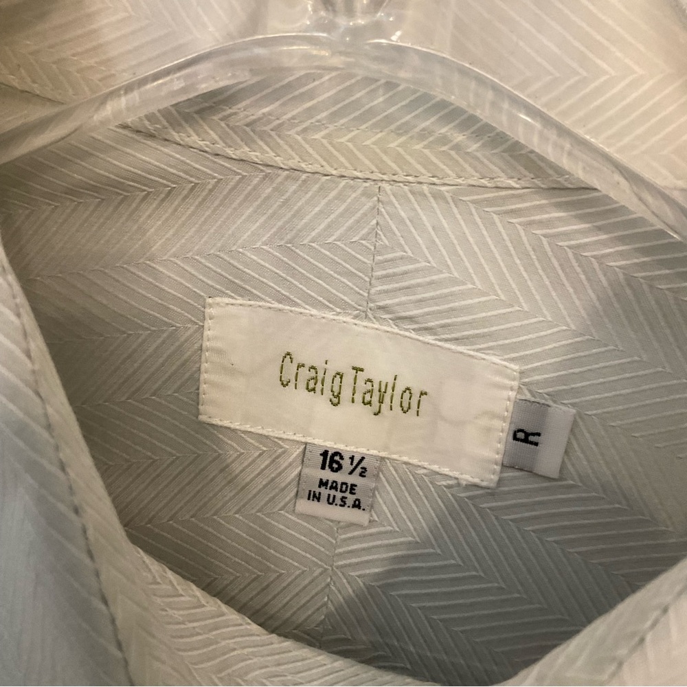 Craig Taylor Dress Shirt, French Cuffs, Luxury Designer and Fabric, Size 16.5 R - Picture 6 of 10